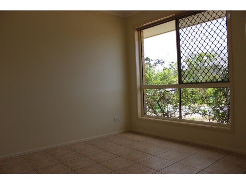 25 Comona Court, Wulkuraka QLD 4305