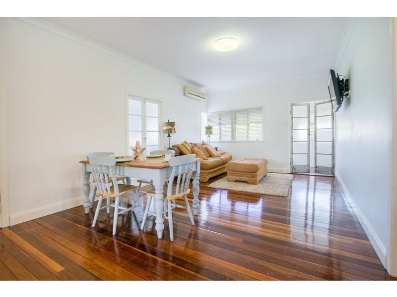 24 Grange Road, Silkstone QLD 4304