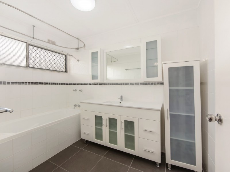 25 Scotts Road, Ripley QLD 4306