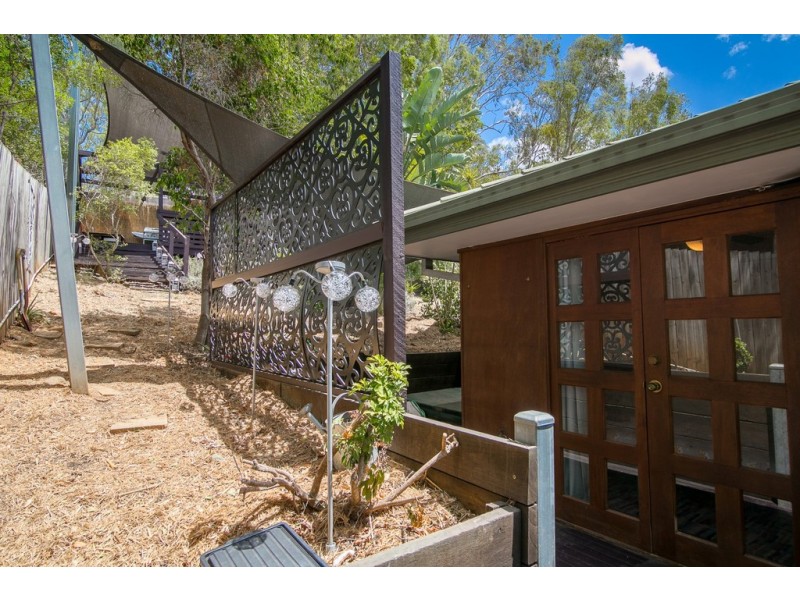 9 Henry Samuel Drive, Redbank Plains QLD 4301