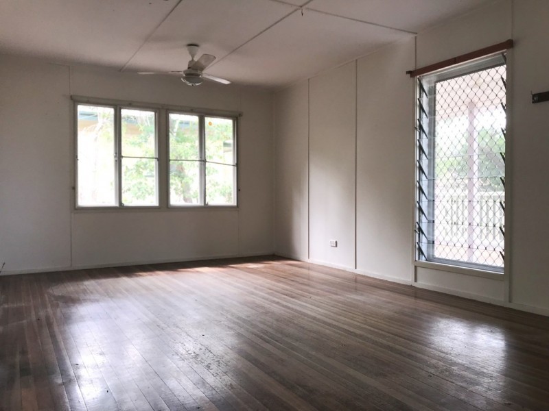 23 Coverack Street, Leichhardt QLD 4305