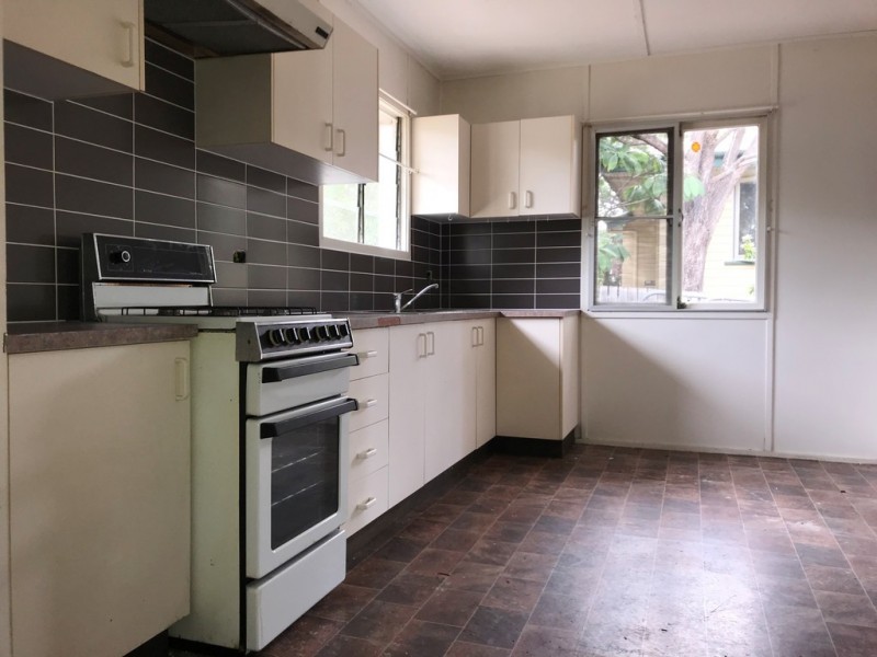 23 Coverack Street, Leichhardt QLD 4305