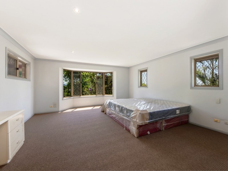 2 Hampden Court, Brassall QLD 4305