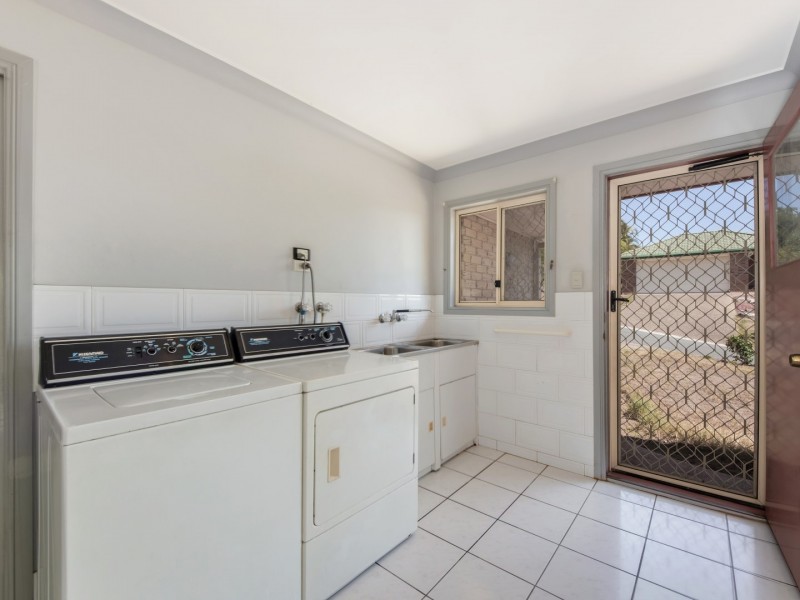 2 Hampden Court, Brassall QLD 4305