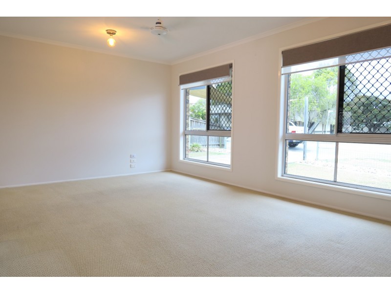 16 Pine Street, Flinders View QLD 4305