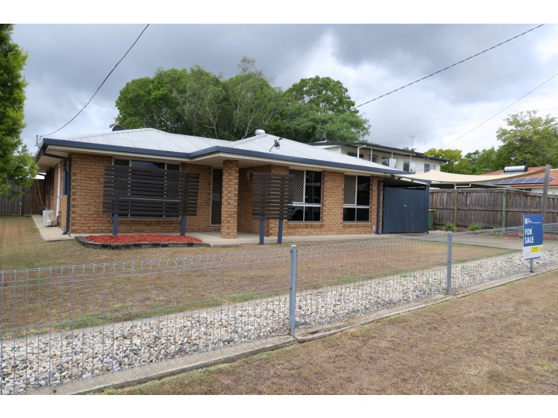 16 Pine Street, Flinders View QLD 4305