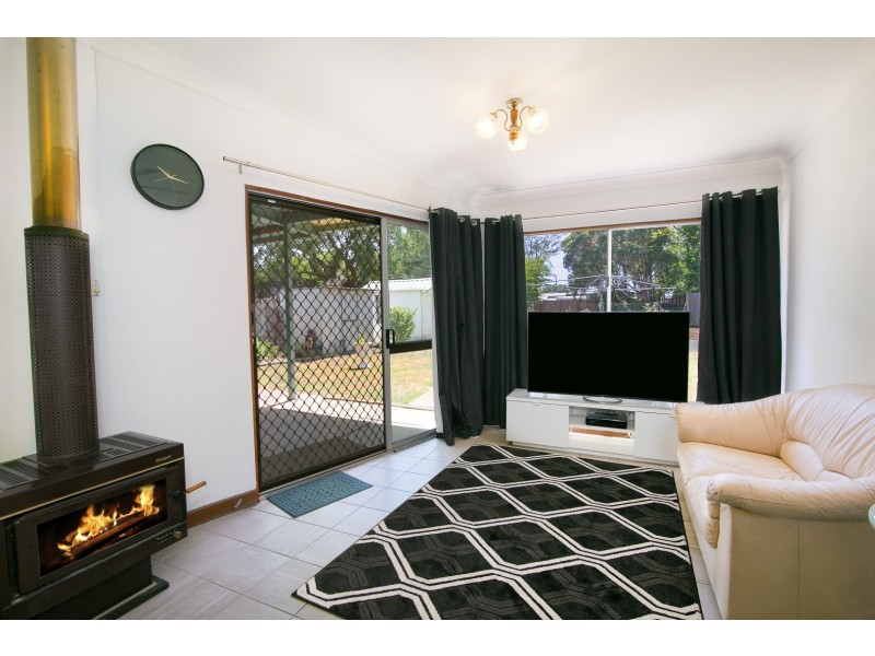 30 Vineyard Street, One Mile QLD 4305