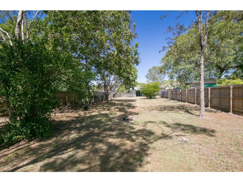 30 Vineyard Street, One Mile QLD 4305