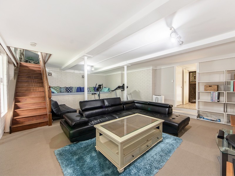 39 Stephenson Street, Coalfalls QLD 4305
