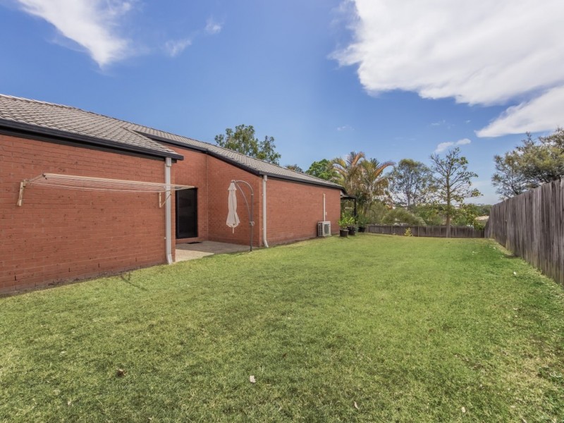 7 Kathleen Place, Yamanto QLD 4305