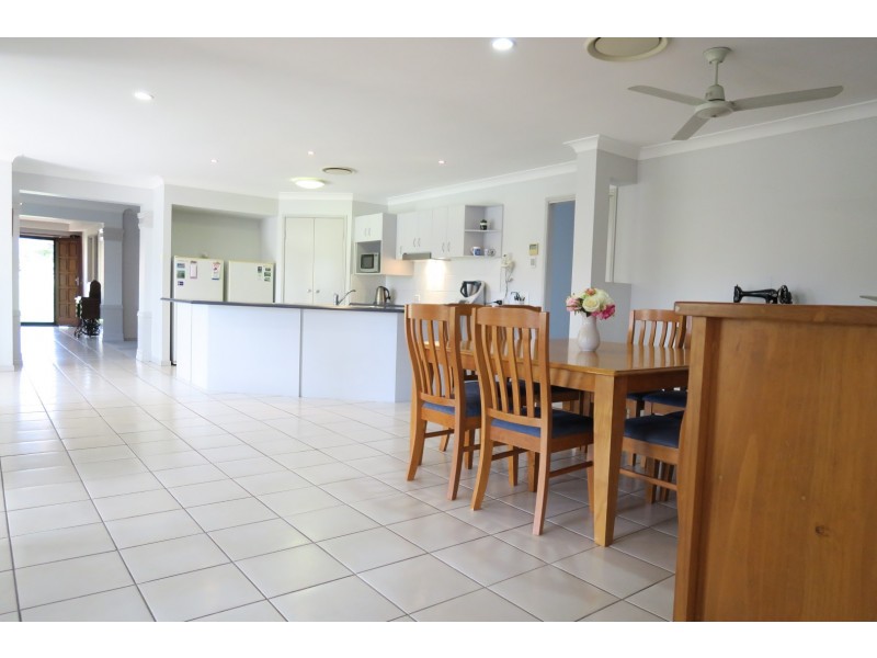 29 Kensington Drive, Flinders View QLD 4305