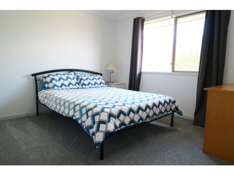29 Kensington Drive, Flinders View QLD 4305