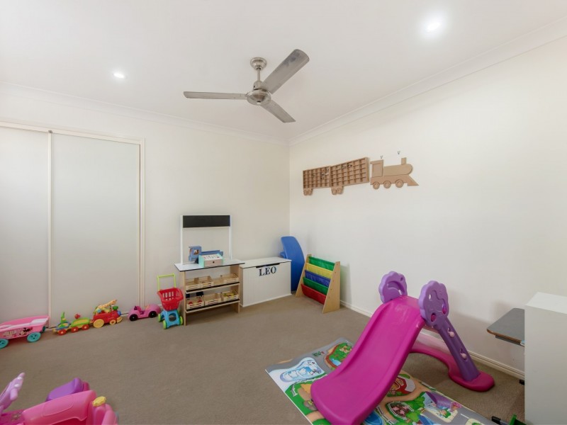 3 Fiery Street, Brassall QLD 4305