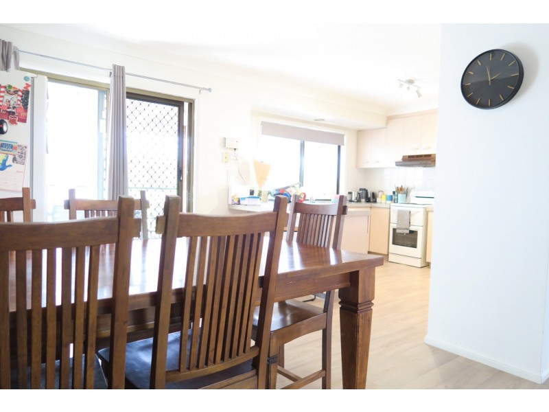 33 Hall Street, Peak Crossing QLD 4306