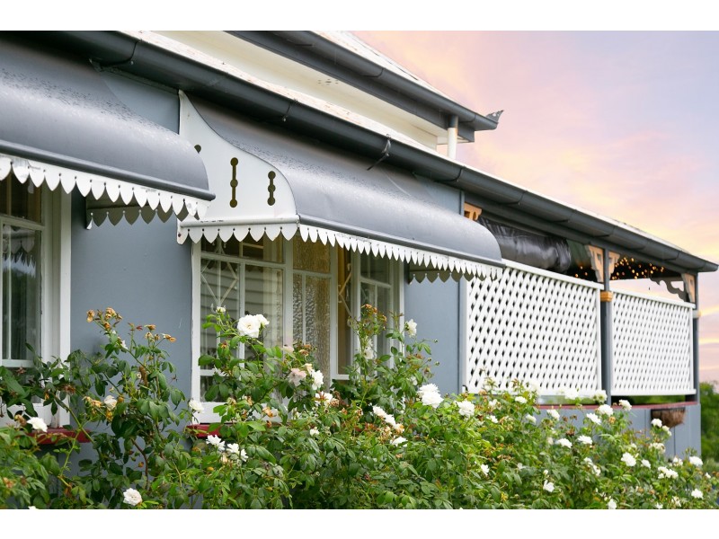 33 Pine Mountain Road, North Ipswich QLD 4305