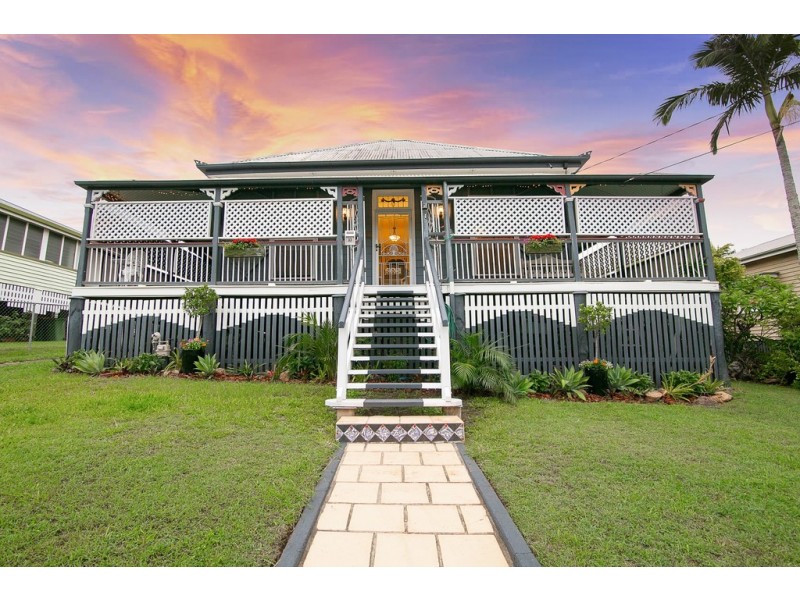 33 Pine Mountain Road, North Ipswich QLD 4305