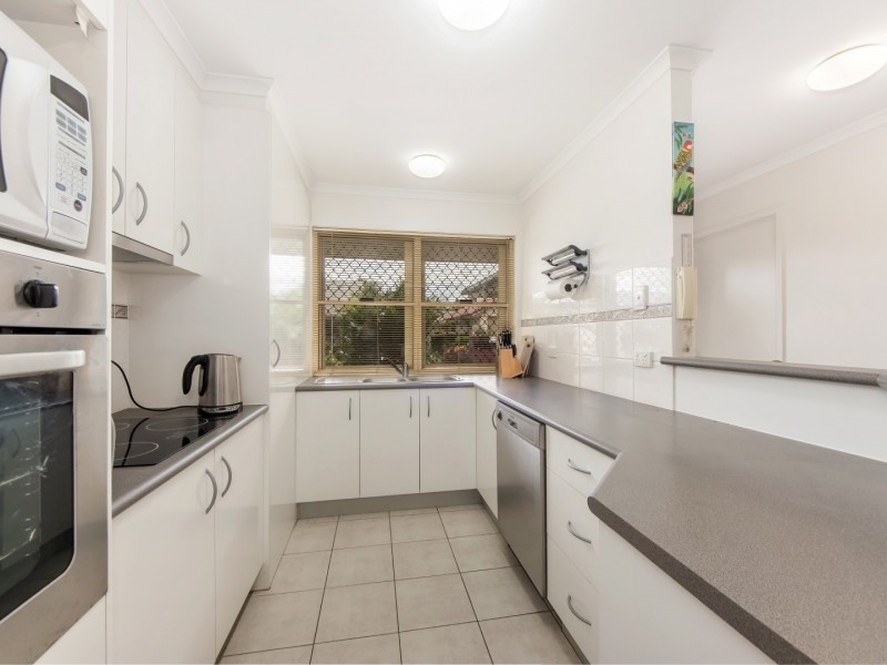 17/2 Workshops Street, Brassall QLD 4305