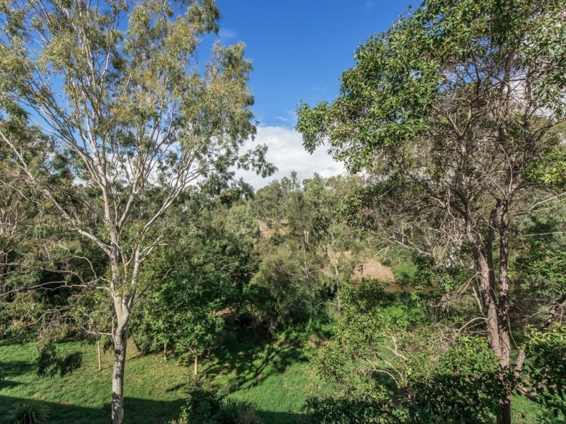 17/2 Workshops Street, Brassall QLD 4305