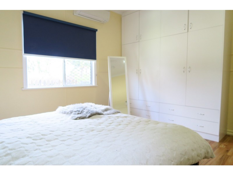 68A Cemetery Road, Eastern Heights QLD 4305