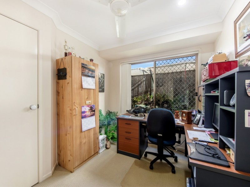 5 Tea Tree Place, Raceview QLD 4305