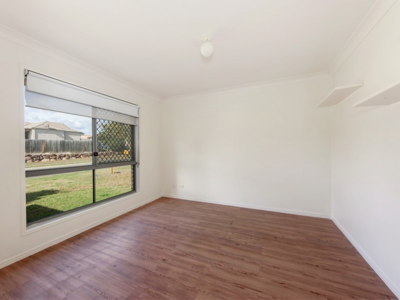 72 Anna Drive, Raceview QLD 4305