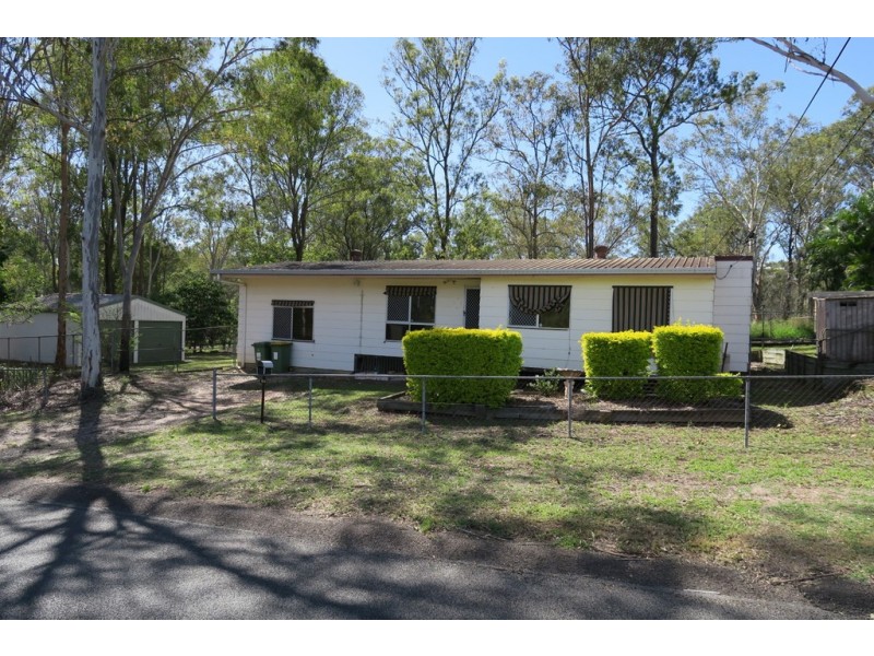 102 Naomai Street, Blackstone QLD 4304