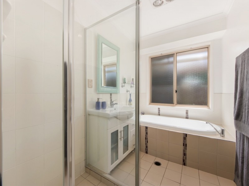 34 Highmead Drive, Brassall QLD 4305