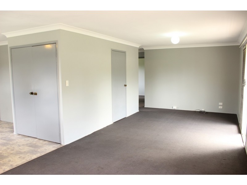 32 Advance Court, Kensington Grove QLD 4341