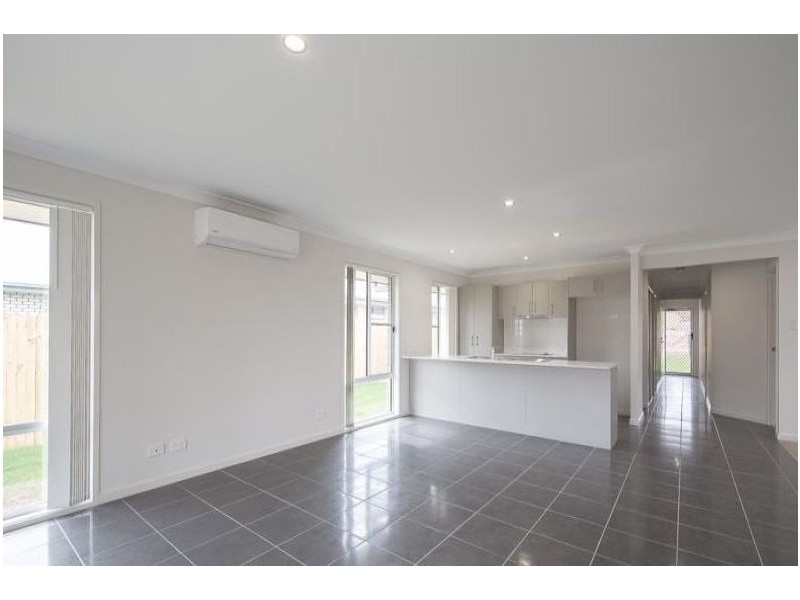 5 Carron Court, Brassall QLD 4305