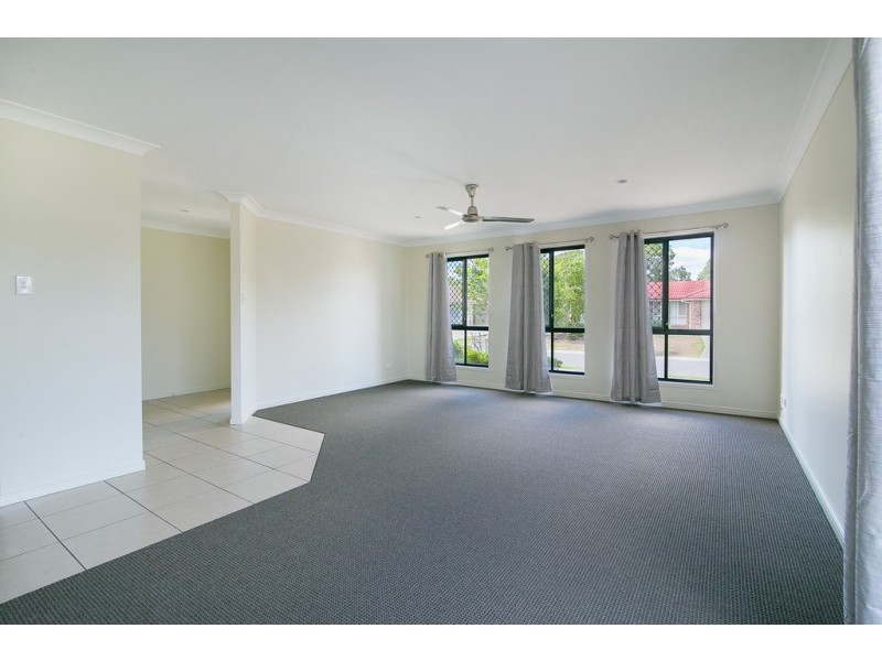 11 Ronayne Circle, One Mile QLD 4305