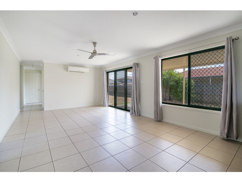 11 Ronayne Circle, One Mile QLD 4305