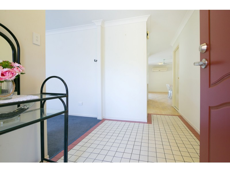 32 Kentia Circuit, Flinders View QLD 4305