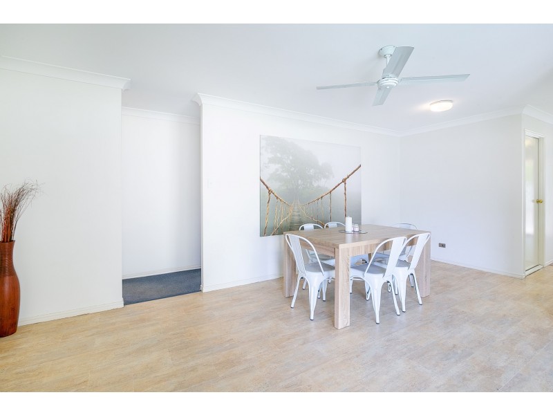 32 Kentia Circuit, Flinders View QLD 4305