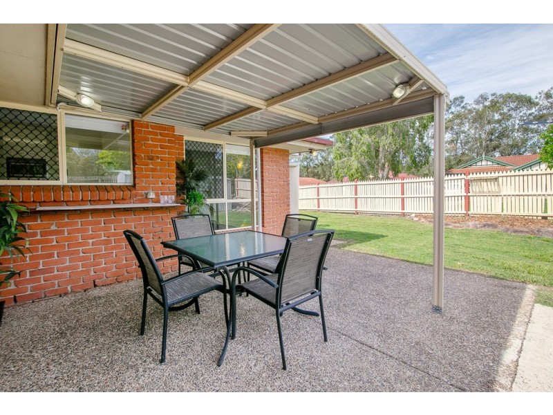 32 Kentia Circuit, Flinders View QLD 4305