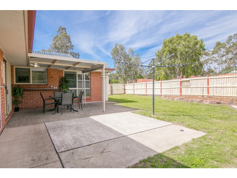 32 Kentia Circuit, Flinders View QLD 4305
