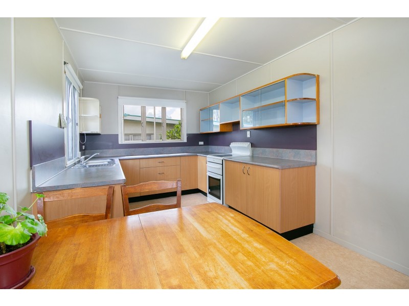 24 Gilmore Street, Leichhardt QLD 4305