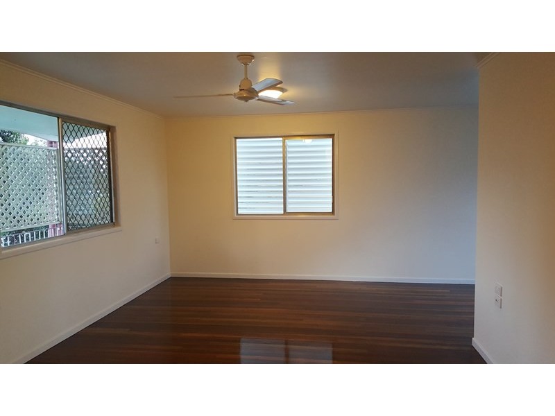 93 Robertson Road, Raceview QLD 4305