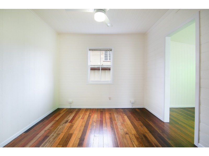 2 Millen Street, Churchill QLD 4305