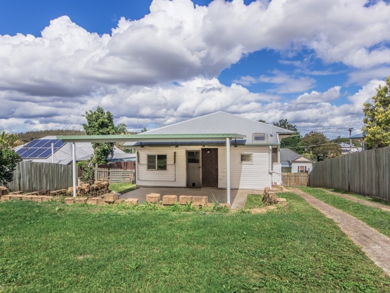 15 Chilcot Street, Silkstone QLD 4304