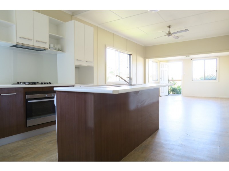 15 Chilcot Street, Silkstone QLD 4304