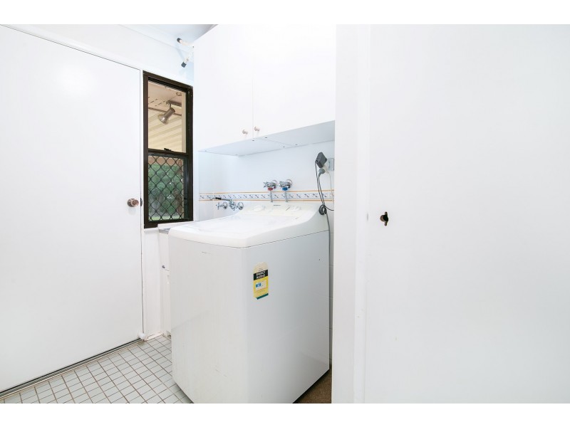 15 Suffield Drive, Yamanto QLD 4305