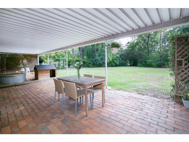 15 Suffield Drive, Yamanto QLD 4305
