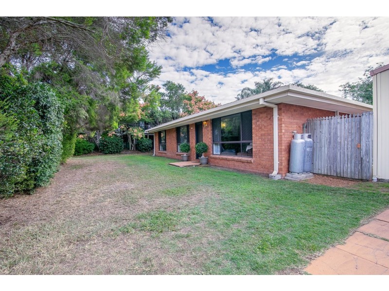 15 Suffield Drive, Yamanto QLD 4305