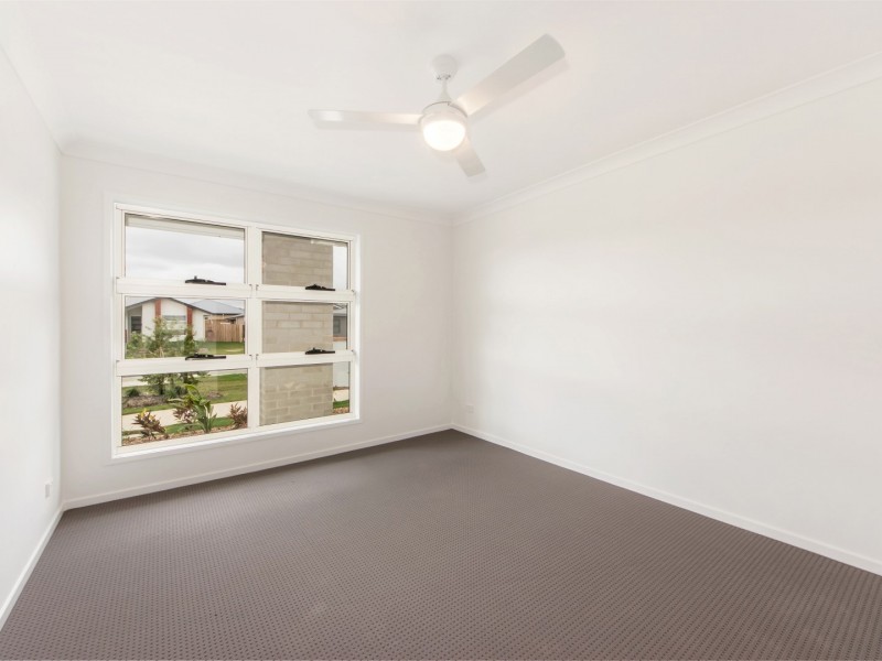 62 Wallace Street, Walloon QLD 4306