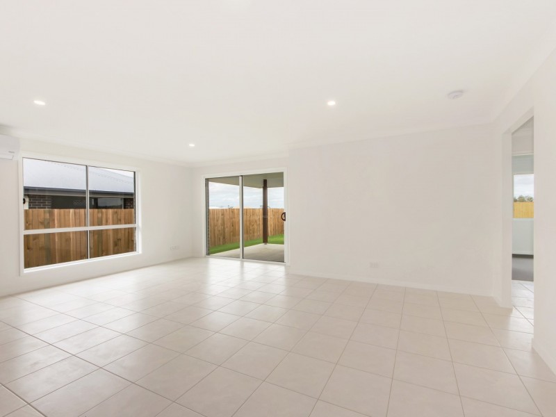 78 Wallace Street, Walloon QLD 4306