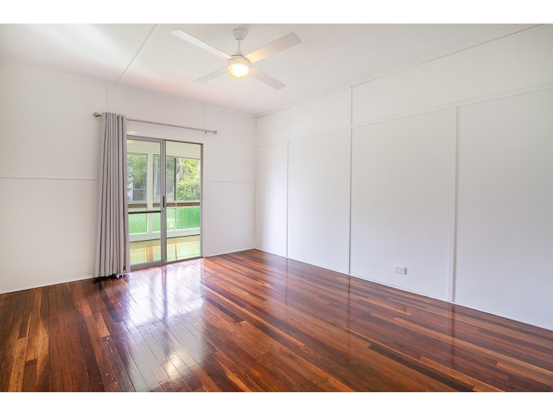 1 Robin Street, Coalfalls QLD 4305