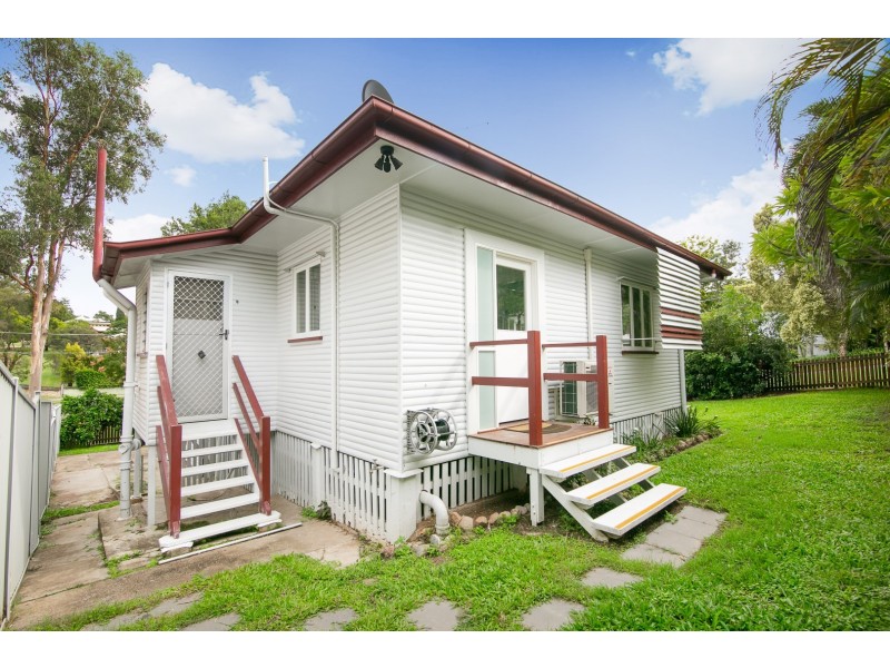 1 Robin Street, Coalfalls QLD 4305