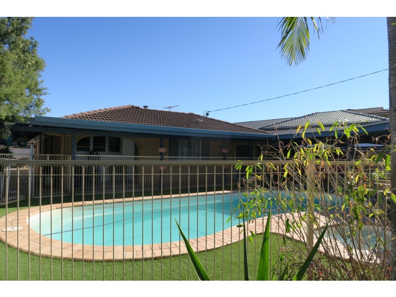 20 Olbern Crescent, Yamanto QLD 4305