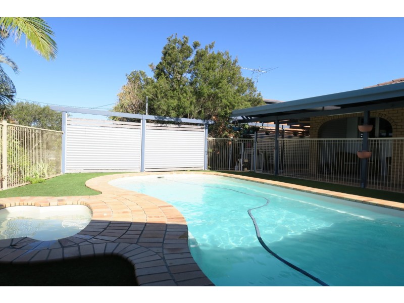 20 Olbern Crescent, Yamanto QLD 4305
