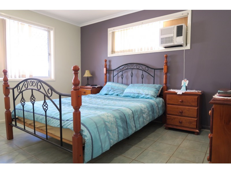20 Olbern Crescent, Yamanto QLD 4305